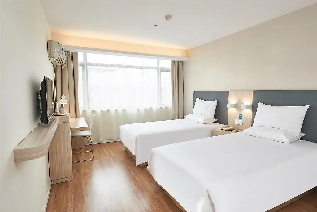Hanting Express Zhengzhou Ruhe Road 2*,
